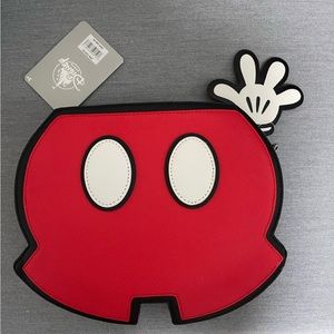 - Mickey Mouse purse